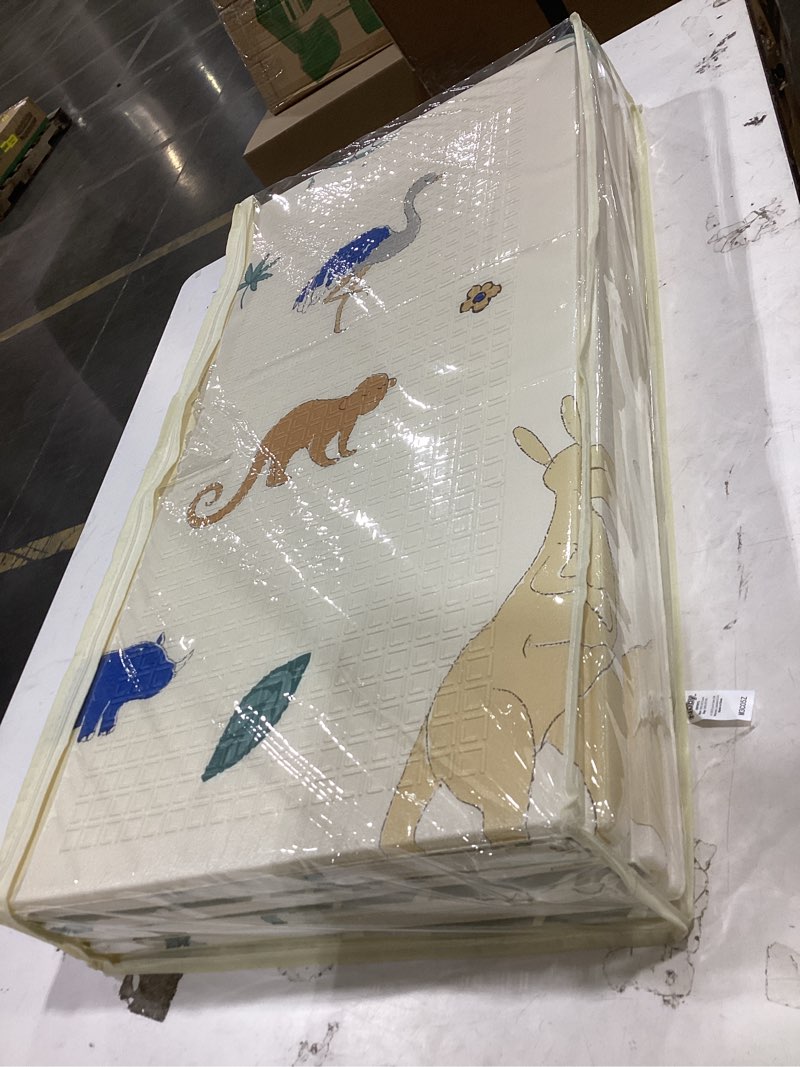 Condition photo showing Good Condition for nuby reversible baby floor mat | safari