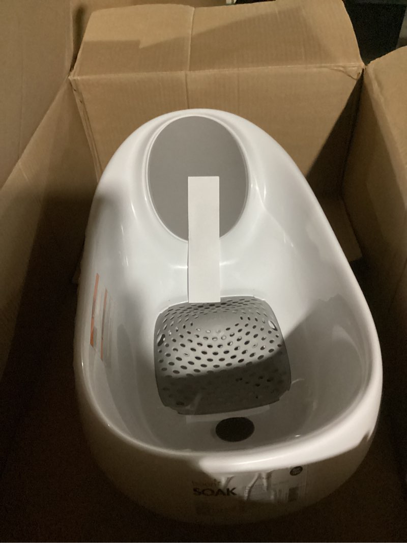 Condition photo showing Good Condition for boon soak 3 stage baby bathtub - baby bath tub with three support positions for newborn to toddlers - color changing drain plug for ideal bath temperature - gray - ages 0 to 18 months and up white 1 count (pack of 1)