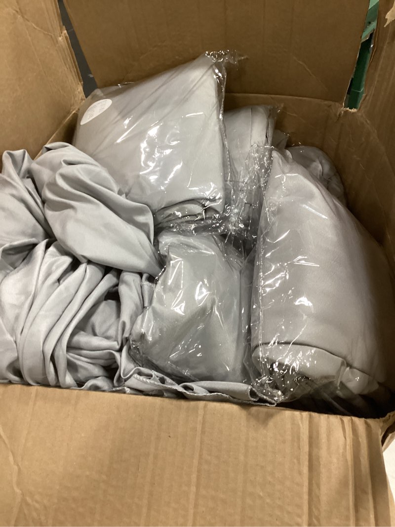 Condition photo showing Good Condition for Fani 10 Pack 120 Inch Round Light Grey Polyester Tablecloth, Stain & Wrinkle Resistant, Perfect for 8ft Round Table, Wedding Party & Banquet