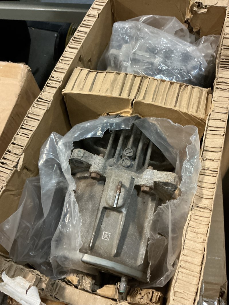 Condition photo showing As Is for 38300-4bf0a rear differential assembly awd ratio 5.173 fit for nissan murano 2015-2021, murano 2015-2021, rogue 2014-2020, rogue sport 2017-2021, qashqai 2017-2020 replaces 240277fv0a 440-59434
