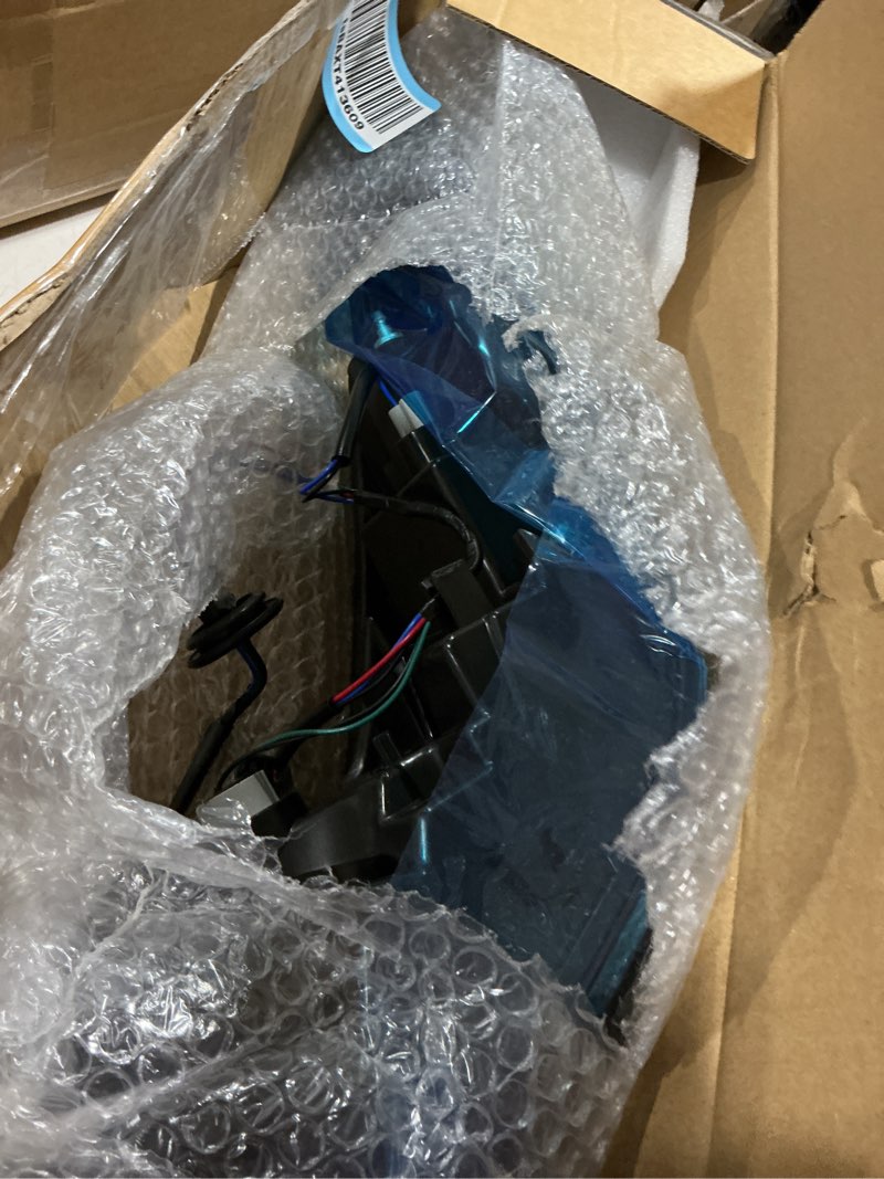 Condition photo showing Good Condition for labwork left side halogen tail light brake lamp replacement for toyota camry se le 2018 2019 2020 rear outer taillamp driver side 81560-06720