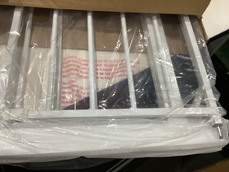 Condition photo showing Good Condition for regalo safety 38" baby gate for doorways & bottom of stairs, pressure mount design for babies, toddlers & pets, tested & safe for 30 years, american designed, american owned, white white 29-38.5"w x 30"h
