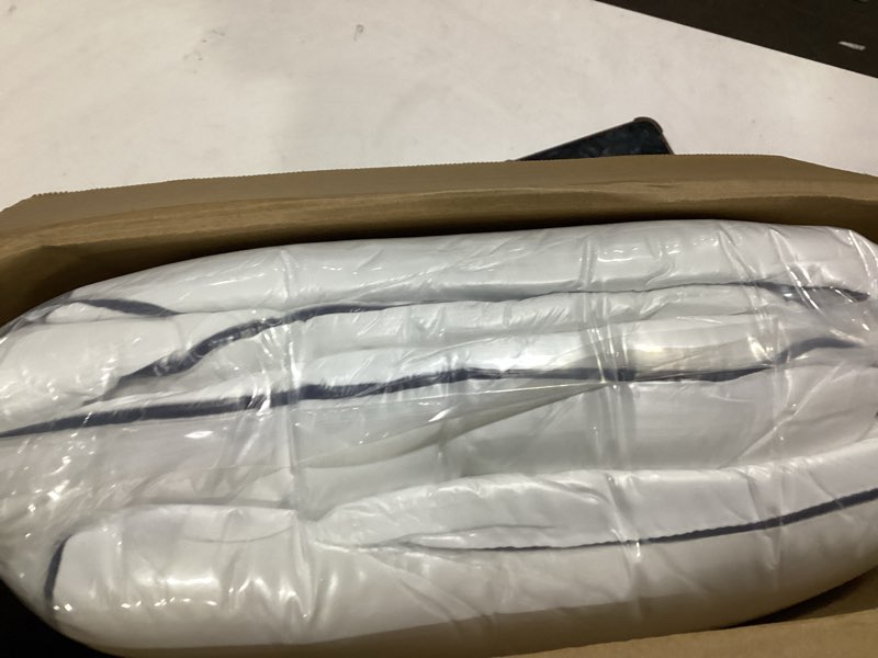 Condition photo showing New/Like New for puredown® 24x24 Pillow Inserts Set of 2, Full Fluffy Down Alternative Euro Pillows, Soft Plush Decorative Throw Pillows for Couch, Sofa, Bed and Home Decor 1 24x24 Inch (Pack of 2)