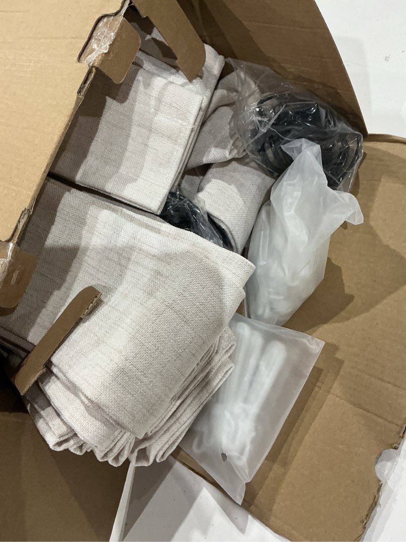 Condition photo showing Good Condition for Untitled Item