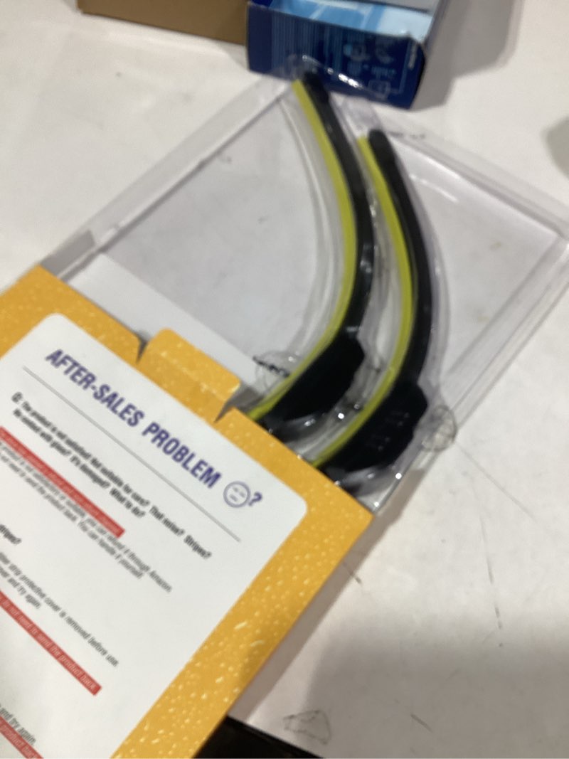 Condition photo showing Good Condition for 22"+20" Windshield Wiper Blades Replacement For Toyota Tacoma 2023 2022 2021 2020-2016 4Runner 2009-2003 86 2020-2017 GR86 2024-2022 /Chevy Camaro 2020-2016 Corvette 2019-2014+More(Set of 2) 22"+20"(Front Wiper Blades) Fit For TOYOTA Tacoma 2023-2016 4Runner 2009-2003 86 2020-2017