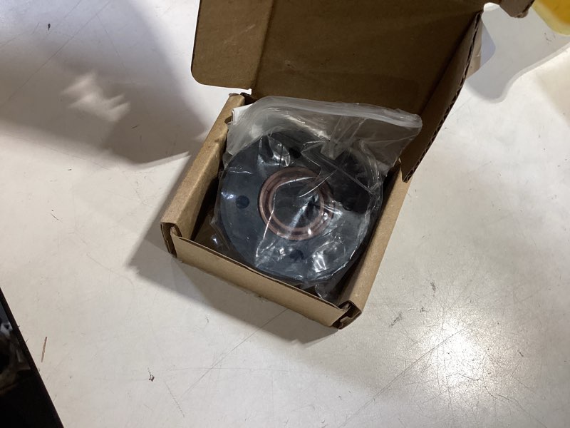 Condition photo showing Good Condition for tilt cap/gland with seals fit for yamaha 200-225-250-300 hp v6 3.3l end cap tilt cylinder 61a-43811-00-00 (1pc)