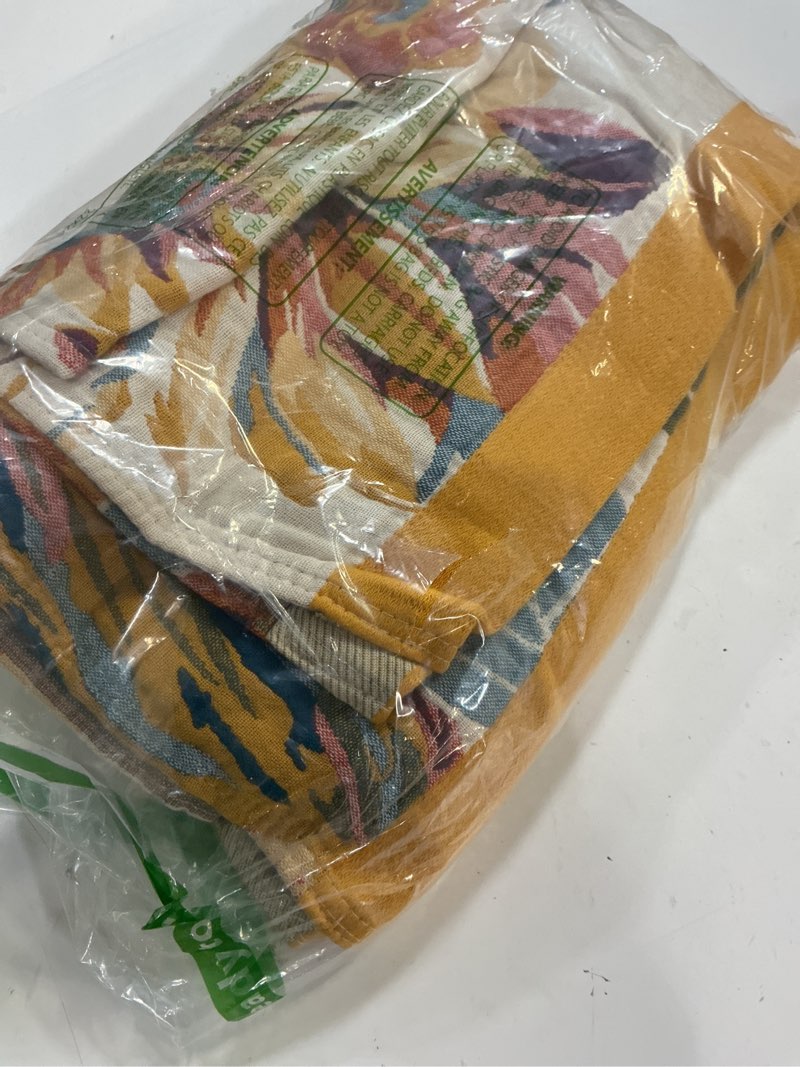 Condition photo showing Good Condition for msgkv boho throw blanket 60''x80'',100% cotton blanket for couch bed, summer breathable quilt farmhouse home decor soft lightweight picnic blankets d-flower and butterfly 60"x80"
