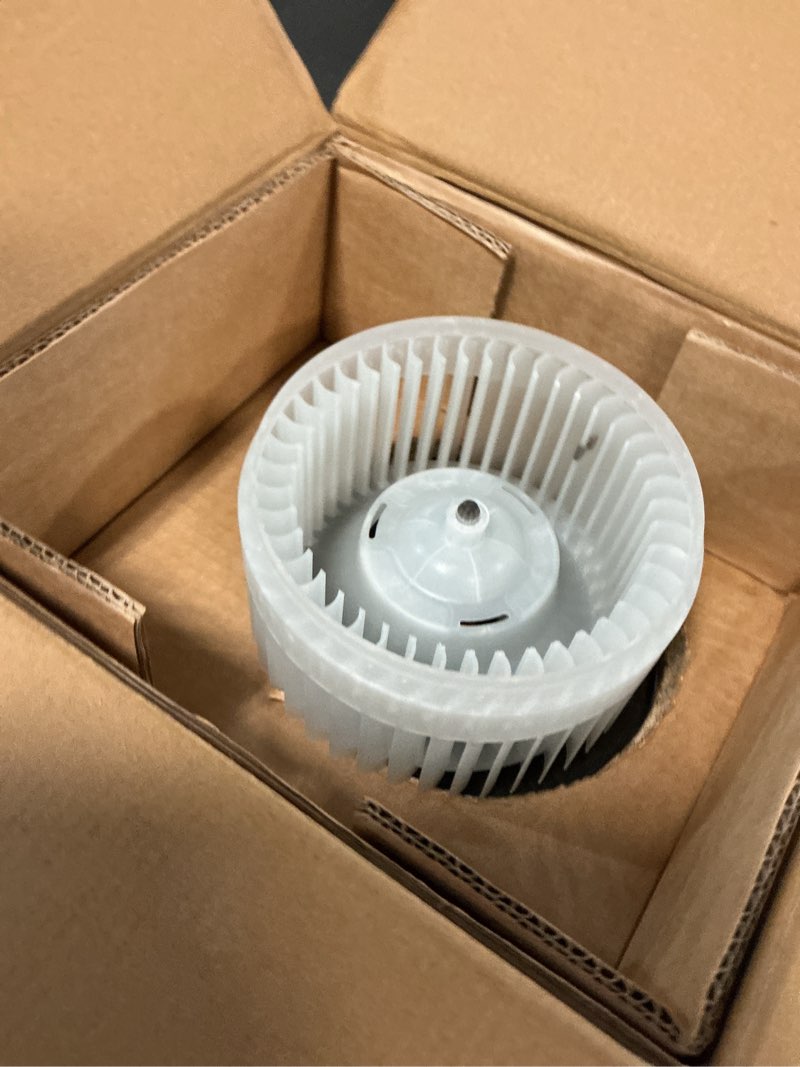 Condition photo showing New/Like New for ac heater blower motor with fan fits for 2003 2004 2005 2006 2007 2008 2009 volvo xc90 v70 s80 s60 xc70 replaces# 700186
