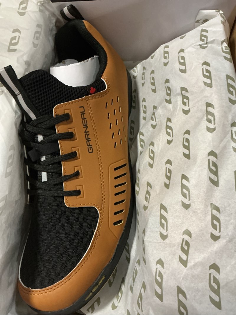 Condition photo showing New/Like New for louis garneau, mens, urban xz shoes, caramel, 47