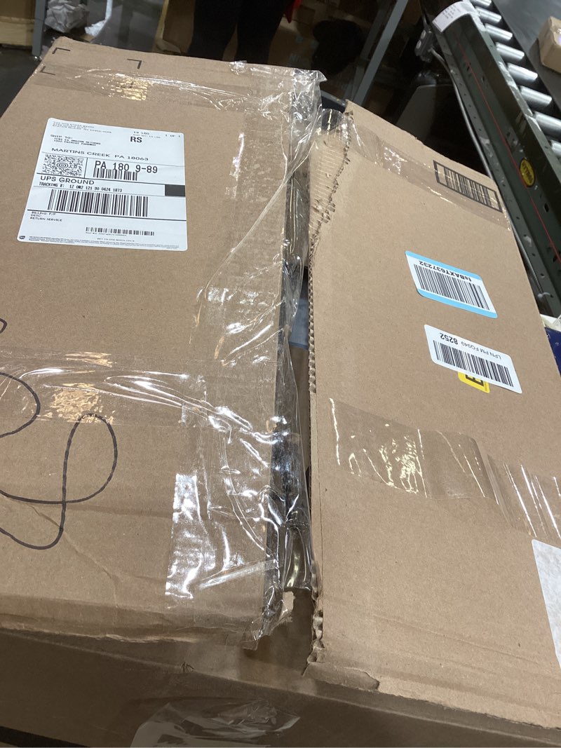 Condition photo showing Good Condition for Area rug