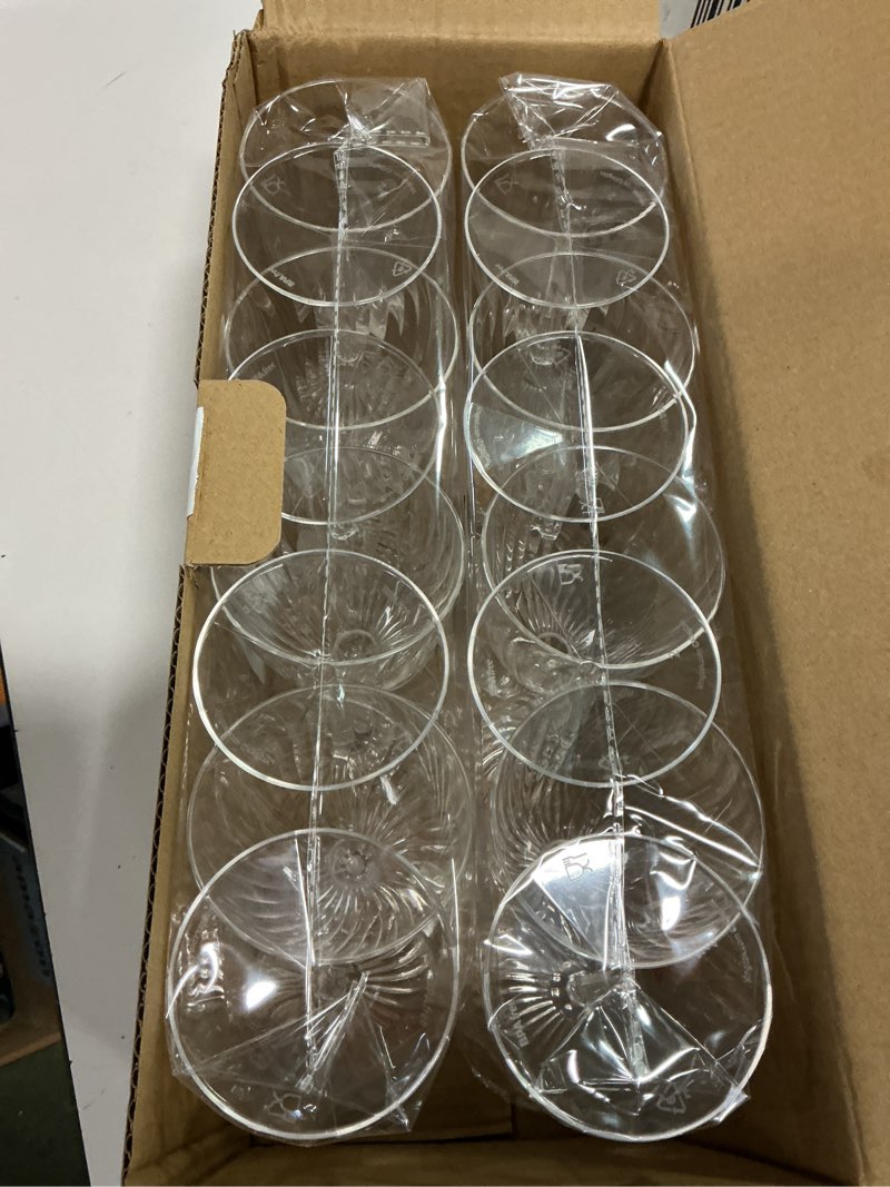 Condition photo showing New/Like New for Lillian Tablesettings Premium 16 Count Wine Glasses 8 oz. Clear Hard Plastic 1-Piece Disposable Cups Wine Glasses - 16 Count