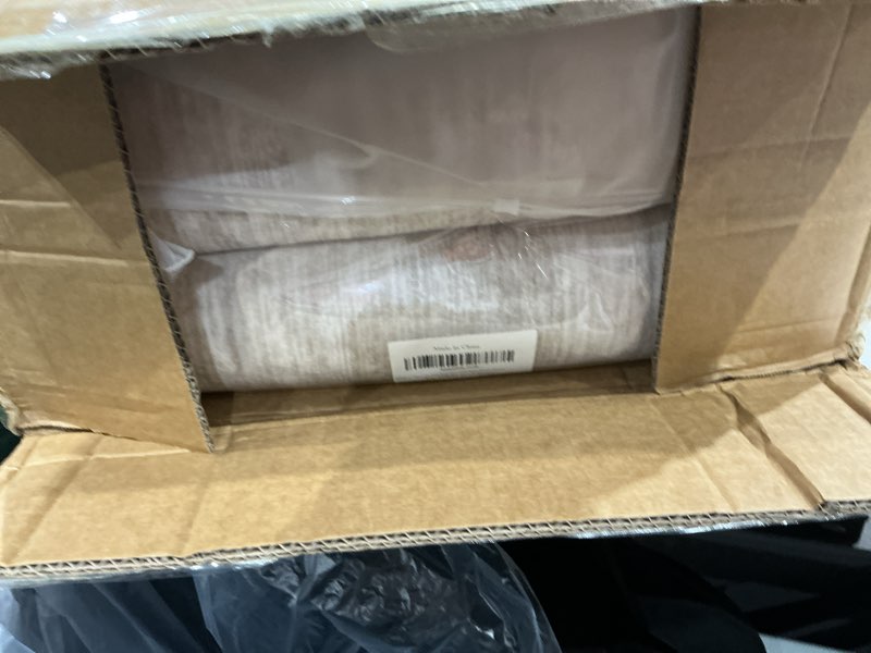 Condition photo showing Good Condition for valenrug area rugs 9x12 living room - stain resistant 9x12 area rugs for living room, non slip backing printed rugs for bedroom, folable machine washable rugs (9'x12', beige) 01-beige 9' x 12' (rectangular)