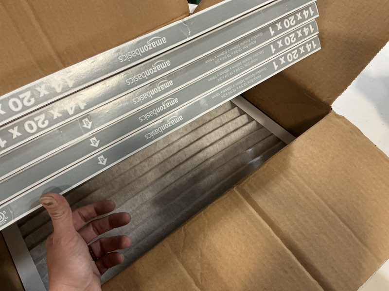 Condition photo showing New/Like New for amazon basics 14x20x1 air filter, merv 8 ac furnace filters, allergy control, electrostatic, removes dust pollen and lint, 6-pack (actual size: 13.75" x 19.75" x 0.75") 14x20x1 merv 8