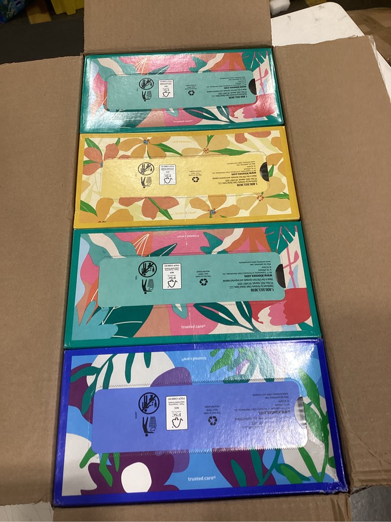 Condition photo showing New/Like New for kleenex trusted care facial tissue - 8pk/200ct