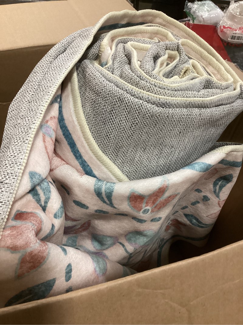 Condition photo showing Good Condition for Anidaroel Boho Rugs for Living Room 8x10, Washable Pink Area Rug for Bedroom Vintage Soft Girls Room Rug, Non Slip Distressed Nursery Rug Indoor Throw Carpet for Playroom Dining Room Pink 8'x10'