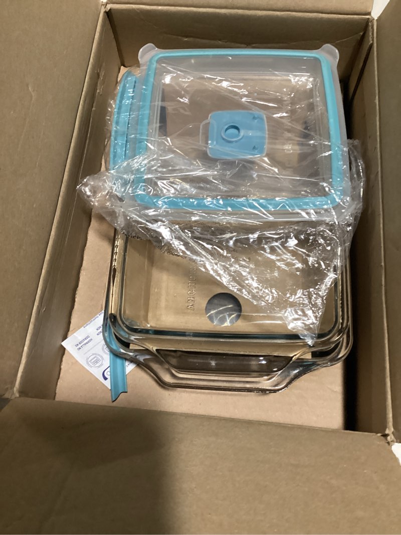 Condition photo showing Good Condition for Anchor Hocking 4 Piece Truelock Locking Lid Bakeware Set - 3 Quart Baking Dish and 8 Inch Square Cake Dish 3 Quart and 8 Inch Square Set Bake Dish and Square Cake Dish Set
