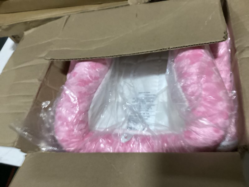 Condition photo showing New/Like New for midwest homes for pets quiettime fashion dog bed - pink faux fur bolster, ultra-soft and machine washable, fits 24-inch crates and carriers, for small breed dogs pink 24 inch