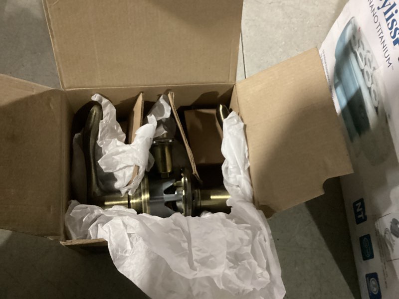 Condition photo showing Good Condition for Schlage F10 VLA 609 16-080 10-027 134 N N SL Avila Hall and Closet Lever, Antique Brass