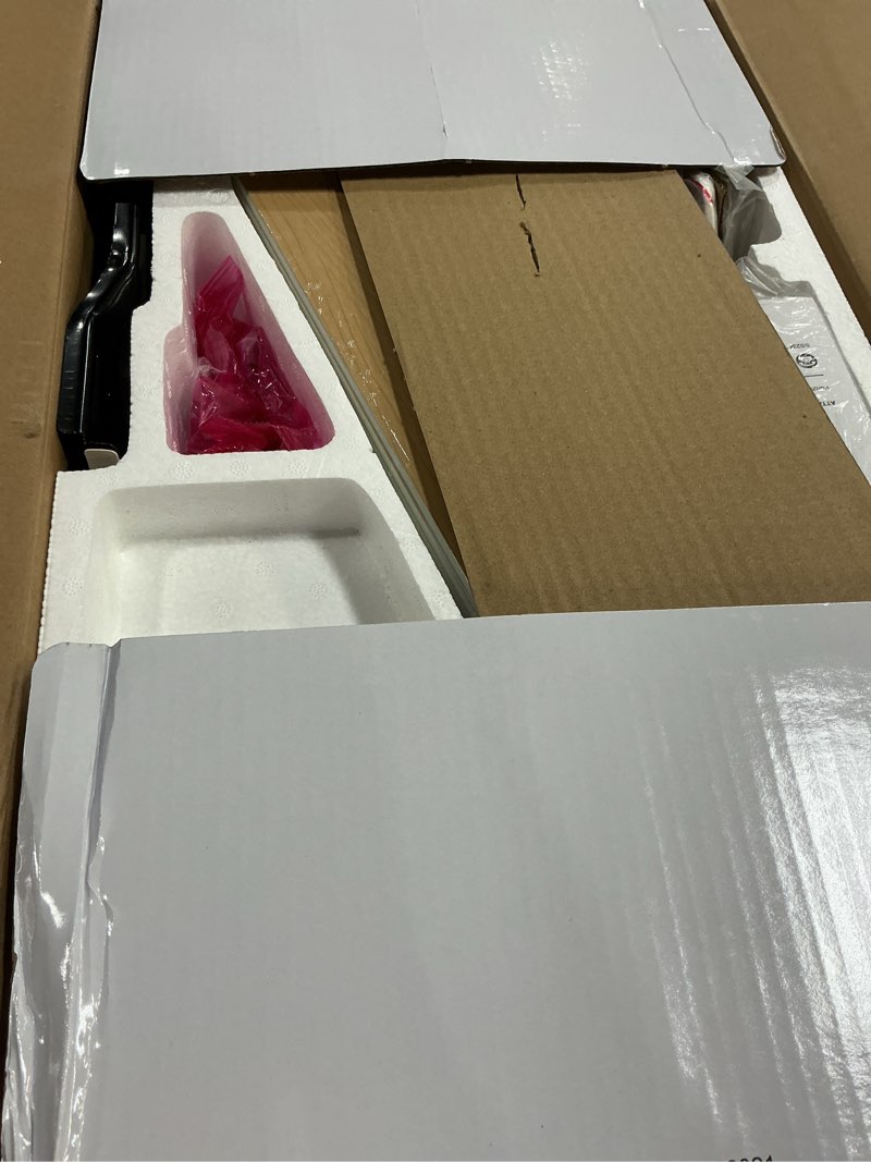 Condition photo showing New/Like New for harbor breeze centreville 52-in white with white/blonde blades flush mount ceiling fan