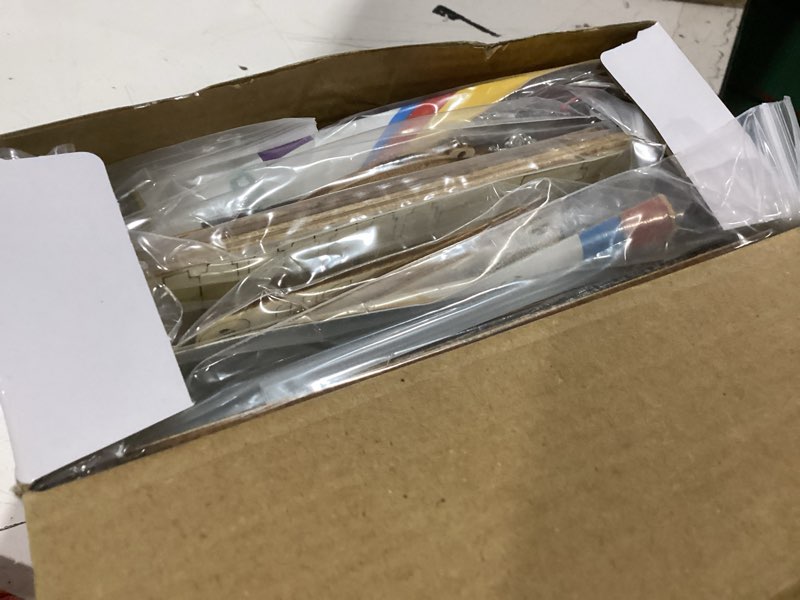 Condition photo showing Good Condition for stem science kits for kids ages 8-12 8-10, wood building crafts kits for boys, stem toys for ages 8-13 9 10 11 year old gifts, kids science engineering experiment projects, 3d wooden puzzles 10-12 science stem kits