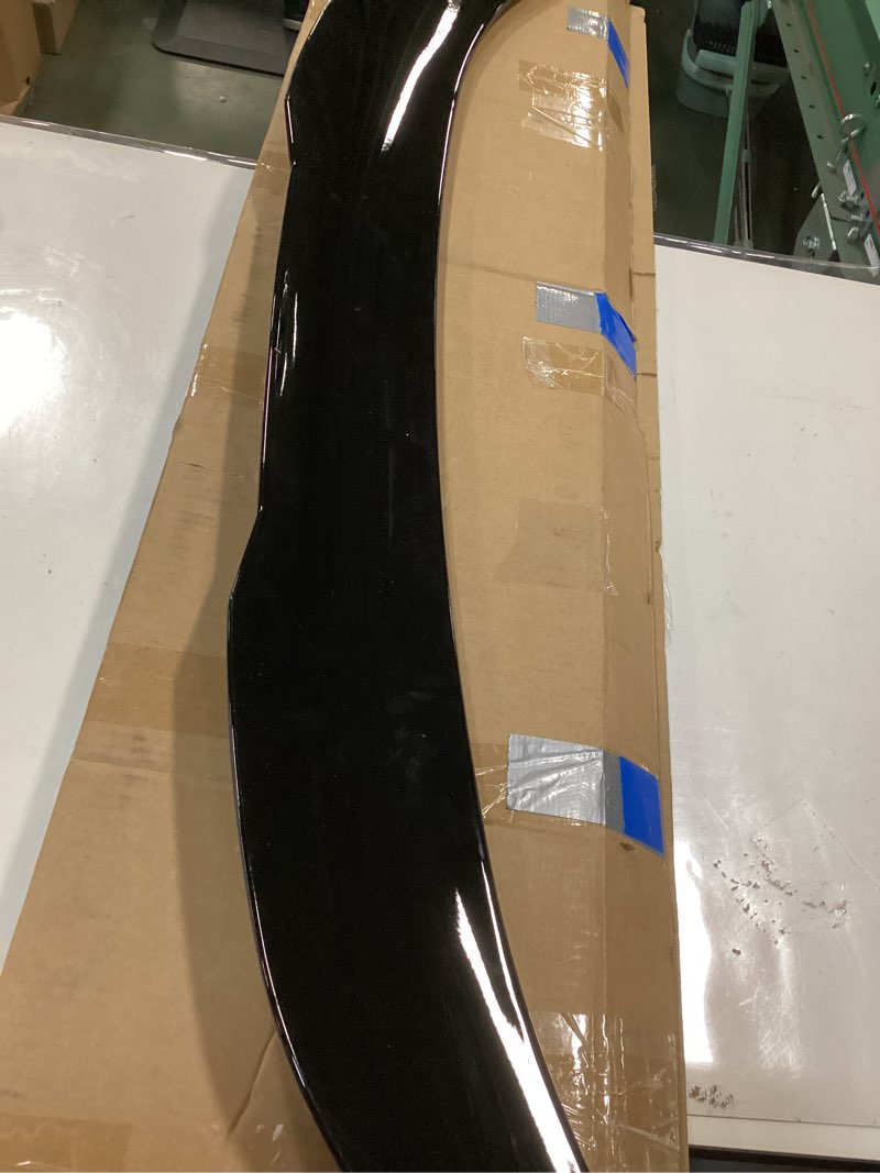Condition photo showing Good Condition for Roof Spoiler Wing For Getz 2002-2009 Car Rear Roof Lip Spoiler Wing For Hyundai ABS Shiny Black Car Rear Rear Wing Decoration Tuning Rear Bumper(Carbon)