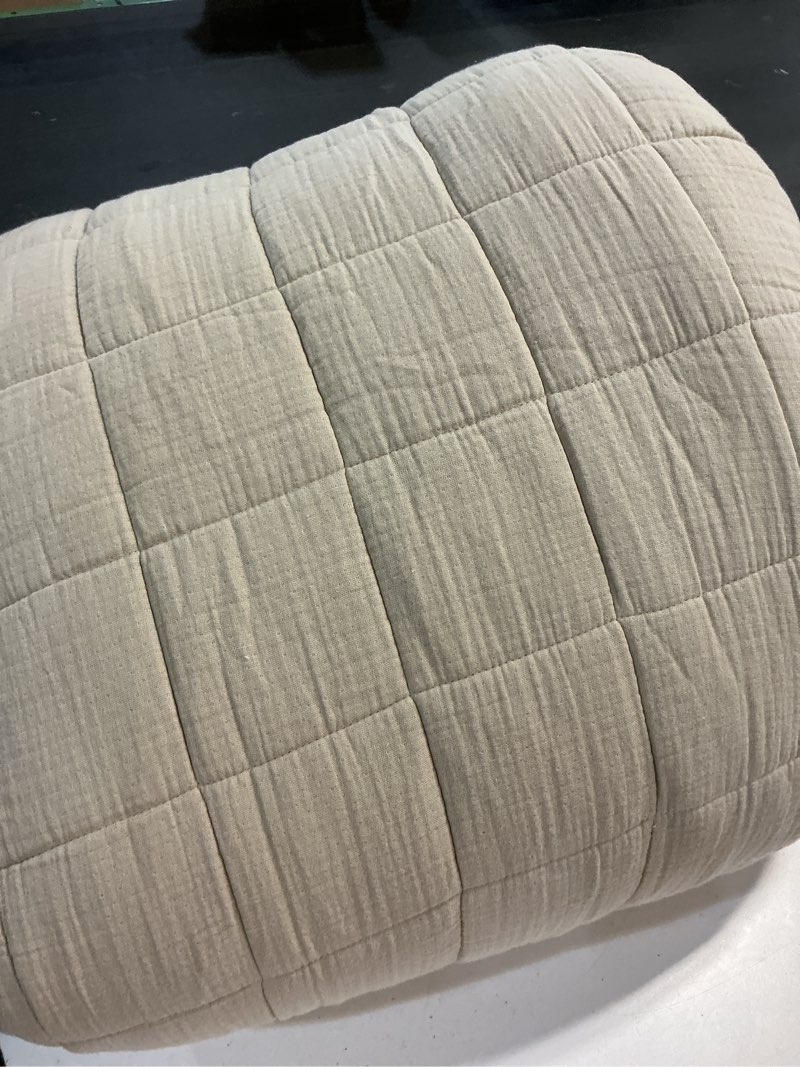 Condition photo showing As Is for organic cotton gauze box quilt pcs 1, king/cal king, dune