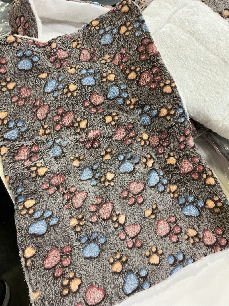 Condition photo showing Good Condition for tuanse 4 pack ultra soft dog cat bed mat small animal guinea pig bed with cute print reversible fleece dog crate kennel pad cozy washable thickened hamster pet beds mat(21 x 14 inches,gray) 21 x 14 inches gray