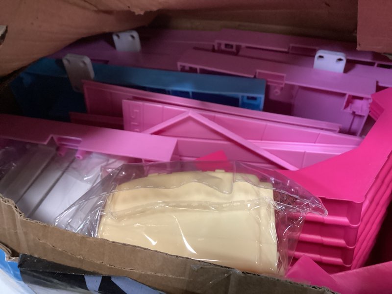 Condition photo showing Good Condition for Pink Villa Playset for Girls Ages 3-7, 4-Story 10-Room House with 2 Dolls, Furniture & Accessories, Pretend Play Toddler Toy, Birthday Gifts for Kids 3-8