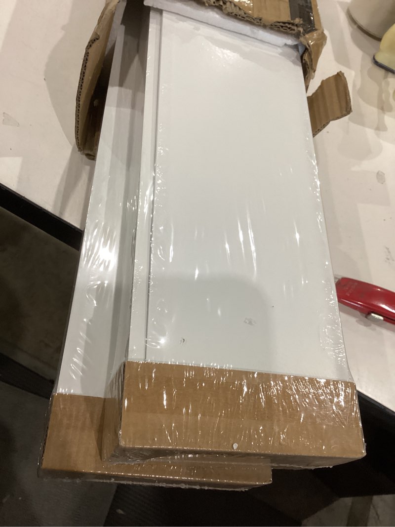 Condition photo showing Good Condition for shario nursery book shelves, 4-pack white floating shelves for wall kids, scalloped shelves, wall book shelves for bedroom kids, toddler room, baby room, nursery decor (white, 47.2 inches) 47.2 inches white