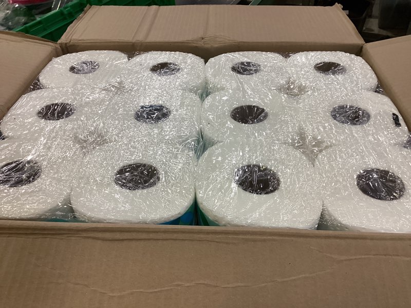 Condition photo showing New/Like New for Amazon Brand - Presto! Flex-a-Size Paper Towels, 158 Sheet Huge Roll, 12 Rolls (2 Packs of 6), Equivalent to 38 Regular Rolls, White 6 Count (Pack of 2) White