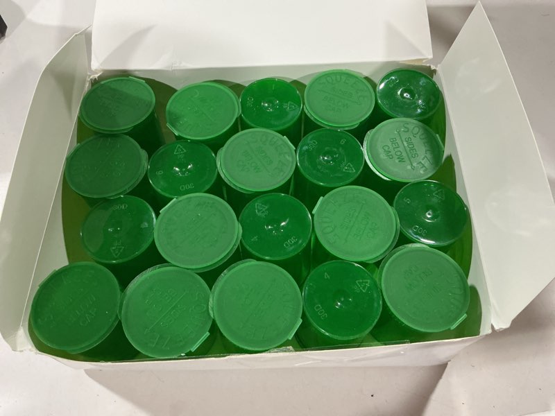 Condition photo showing Good Condition for juvale empty pill container with pop top cap - 20 pack, 30 dram, green - plastic vials with caps for travel medicine containers & home use 20 count (pack of 1) green