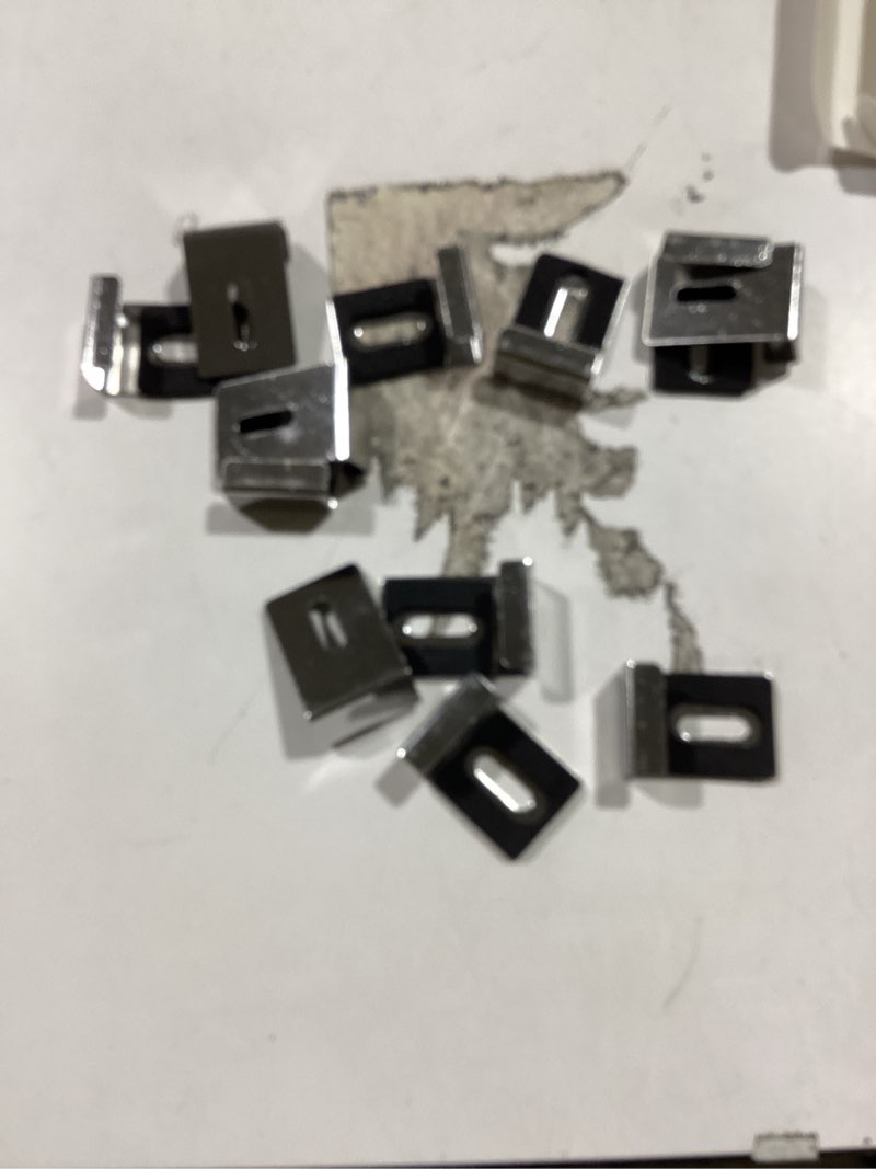 Condition photo showing Good Condition for 12 Pcs Metal Mirror Holder Clips for Wall Mounting Heavy Duty Frameless Mirror Hangers Hooks Hardware Mounting Clip for Wall Tile Billboard Display(Silver,1/2 Inch) Silver 1/2 Inch