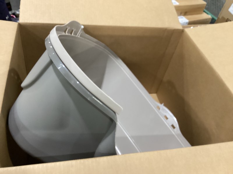 Condition photo showing New/Like New for Amazon Basics Cat Litter Box with Lid, No-Mess, Standard, unisex, Charcoal, 26 in x 23 in x 20 in