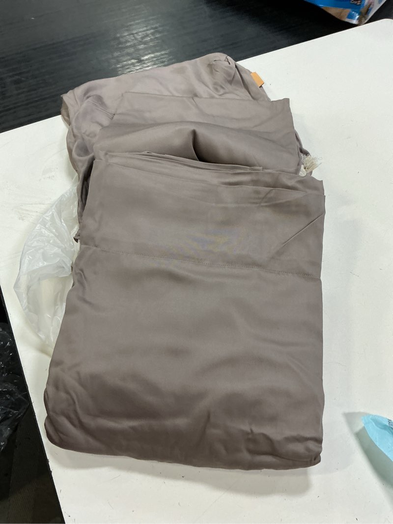 Condition photo showing Good Condition for bamboo sheet set stone king 