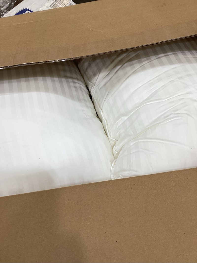 Condition photo showing Good Condition for Beckham Hotel Collection Bed Pillows Standard/Queen Size Set of 2 - Original Soft Down Alternative Pillow for Sleeping - Soft Support for Back, Stomach or Side Sleepers Queen / Standard White