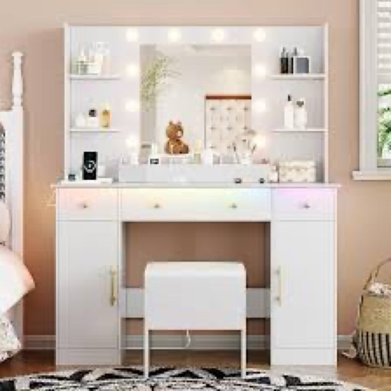 IDEALHOUSE Grey 5 Drawer Dresser for Bedroom, Tall Dresser with Deep Drawers & Metal Knobs, Modern W