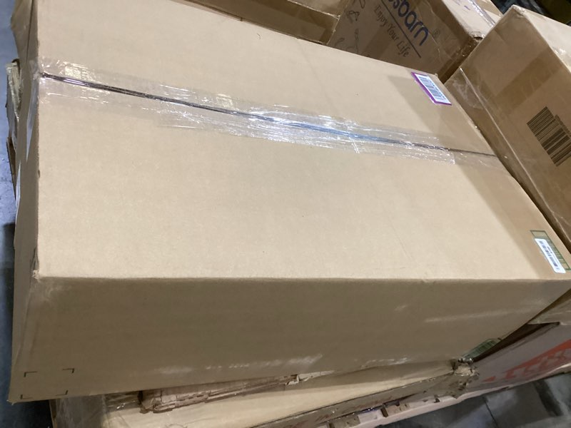 Condition photo showing Good Condition for rug