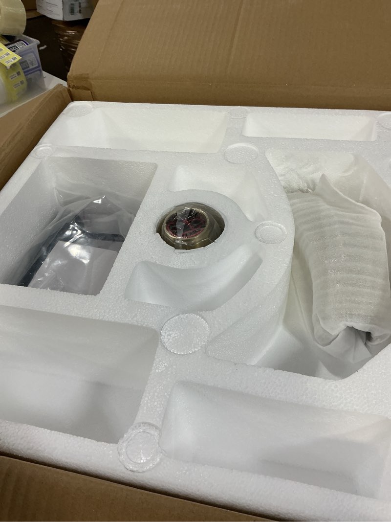 Condition photo showing Good Condition for Vintage Gramophone with Bluetooth Output Vintage Record Players Retro Gramophone Turntables for 7" 9" 12" Vinyl Records 3 Speed, Hi-Fi, Handcrafted by Pure Oak (Dark Green) Dark Green Retro Style