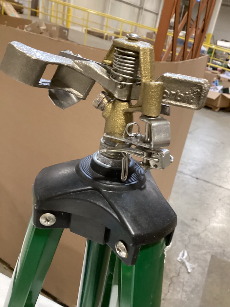 Condition photo showing Good Condition for adjustable tripod