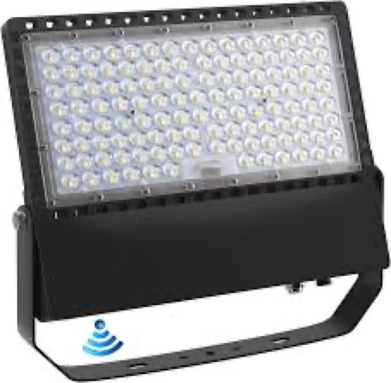juyace 240w led parking lot light with photocell, 36000lm 5000k, ip65 dusk to dawn outdoor security 