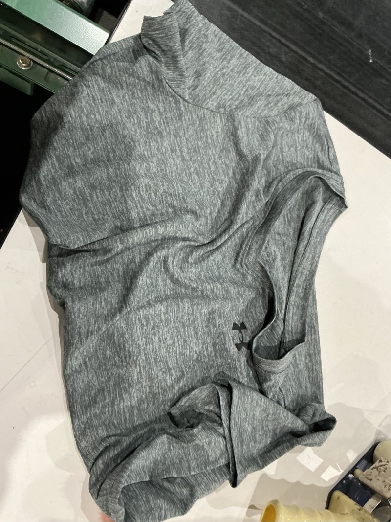 Condition photo showing Good Condition for under armour women's tech twist v neck short sleeve t-shirt large (709) clay green / / black
