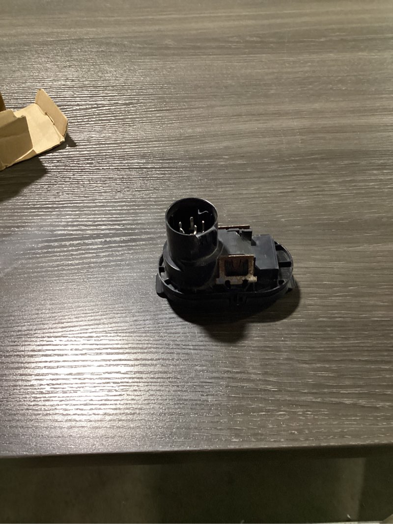 Condition photo showing As Is for 68014986ab trailer tow connector plug for dodge ram 1500 2500 3500 | for jeep ford chevy and other series 7 way blade and 4 way flat trailer tow connector