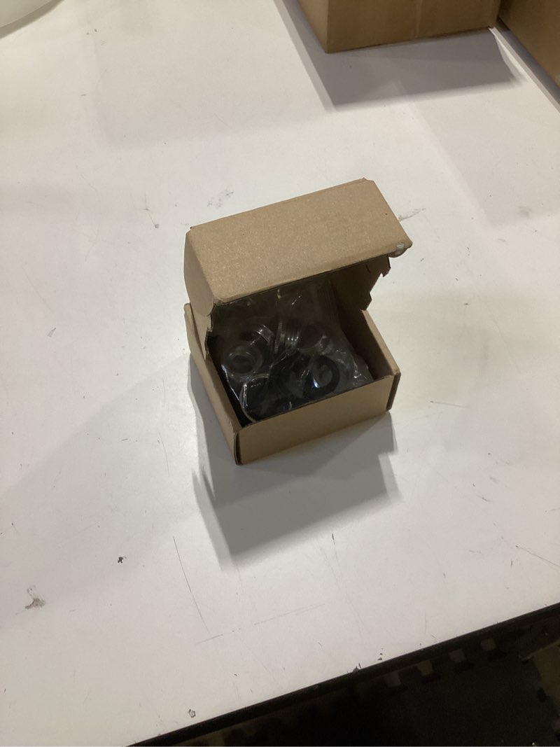 Condition photo showing New/Like New for faucet aerator to garden hose diverter (5 adapters + quick connector)