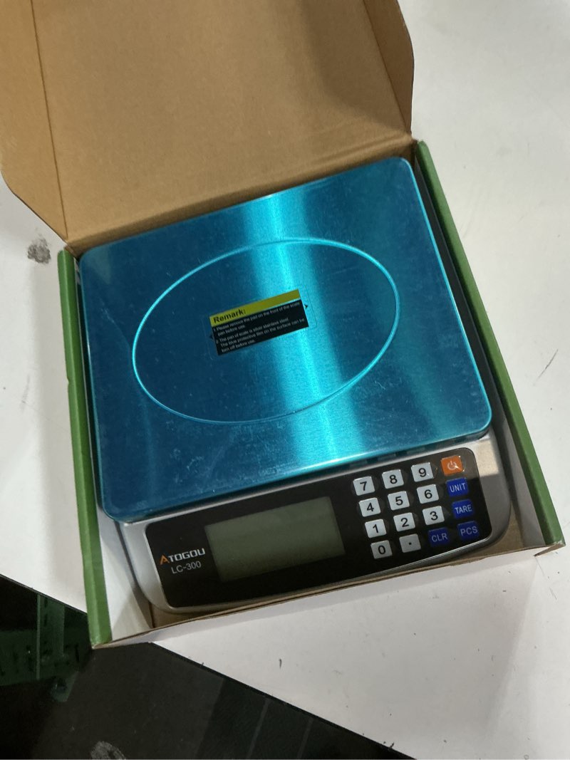 Condition photo showing Good Condition for atogou 110lb food scale, commercial kitchen scale with price computing, plug-in usable, 0.05oz/1g, 304 stainless steel, for cooking, vegetables, farm, industry, counting. lc300 silver silver 110lb/50kg