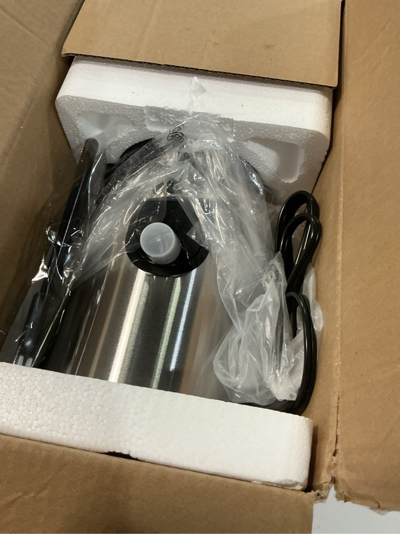 Condition photo showing Good Condition for qcen juicer machine, 500w centrifugal juicer extractor with wide mouth 3” feed chute for fruit vegetable, easy to clean, stainless steel, bpa-free (black) 500w black