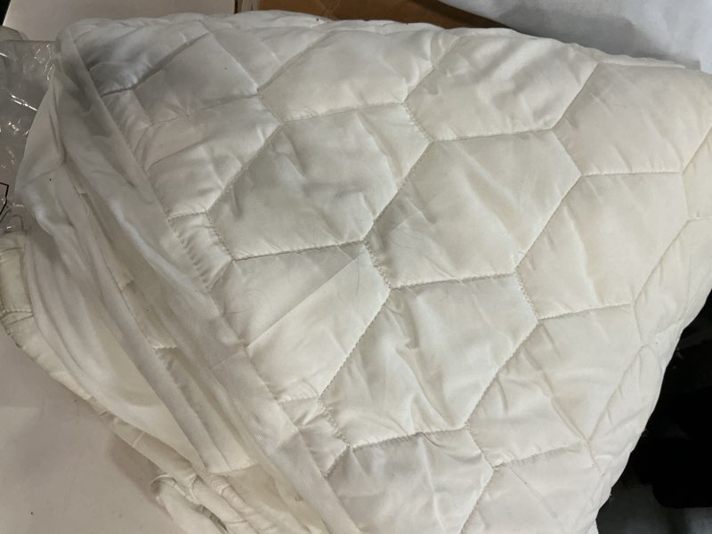 Condition photo showing As Is for easeland queen size mattress pad pillow top mattress cover quilted fitted mattress protector cotton top stretches up 8-21" deep pocket cooling mattress topper (60x80 inch, white) white queen