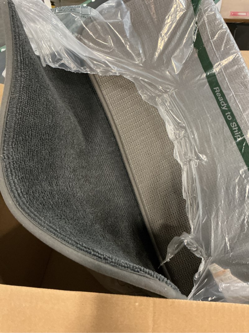 Condition photo showing Good Condition for OLANLY Thick Memory Foam Bath Mat Rug 36x24, Extra Soft Absorbent Bathroom Rug, Quick Dry Bath Mats, Non-Slip, Machine Washable Carpet for Bathroom, Tub and Shower, Home Decor Accessories, Dark Grey Dark Grey Rectangular 36" x 24"