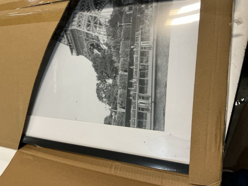 Condition photo showing Good Condition for upsimples 24x36 poster frame, display pictures 20x30 with mat or 24 x 36 without, wall hanging picture frames, black, 1 pack black 24x36