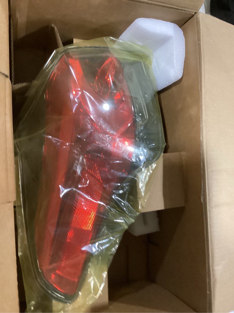 Condition photo showing Good Condition for For Toyota RAV4 Tail Light Assembly 2016 2017 2018 Driver Side w/Bulbs DOT Certified Replacement for TO2804133 | 81561-42211 (Vehicle Trim: LE | XLE)