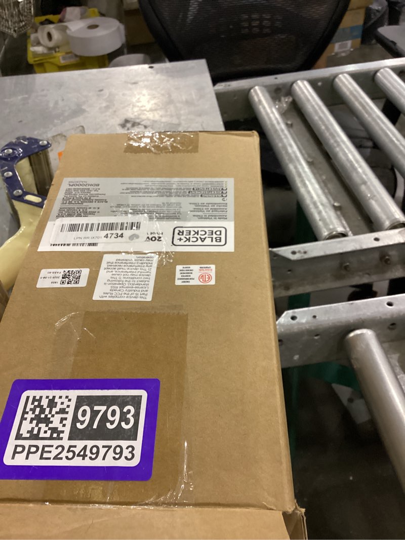 https://lotting-media.assets.bidfta.com/lotting_e107cec1-fb51-4166-a10e-0e01012804e4